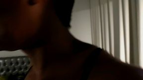 perla lopez ninfomana, la psicologa, se va a pasar el fin de semana a su casa de entre rios, para ver sus peliculas y masturbarse lindo, sorpresas...sexo duro ... parte 6 capitulo