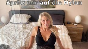 Come fuck me and cum me on the nylon