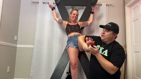 Kelli Curtis' Laughs and Moans During Her First Tickling Session EVER