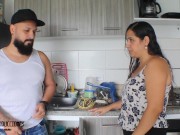 follando con el fontanero- porno en español