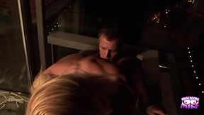 Two hot blondes kiss while lucky guy hardcore smashing their juicy asses