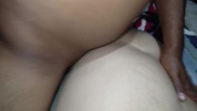 sexo casero rico con la blanquita dandole por detras