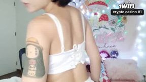 Nhaw, do you like my little body? I have something for you!