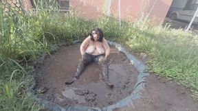 A Topless and Blue Jeans Muddy Endeavor