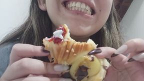 Chew Lola chew
