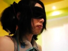 Japanese teen CD blindfold bj swallow