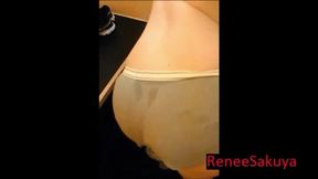 Shows off sweaty body, fingers in changing room (720p)