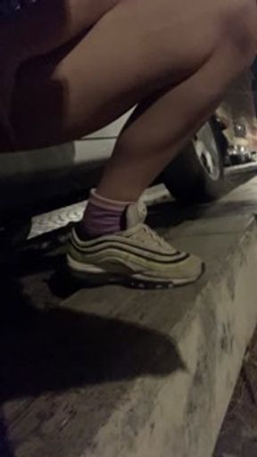 risky public piss on the street in rome by night