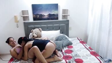 I fuck with my boss, look what happened to my delicious ass