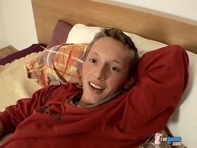 Jerking off with Shaved Uncut Veso