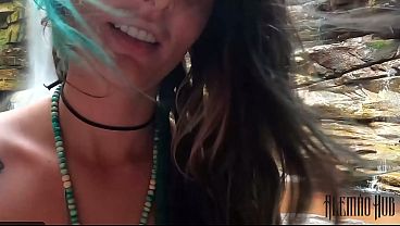 Compilado gozadas na boca da Dread Hot em publico