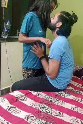 Juicy 18 Year Old Skinny Desi Girlfriend Fucked by Indian Hunk