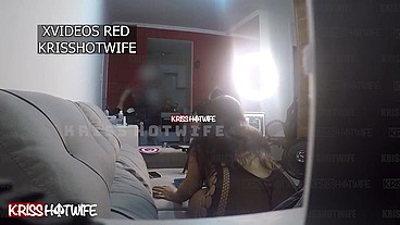 Corno manso chamou um Barbeiro a domicilio, mas não esperava que eu faria uma chamada de vídeo e ficaria peladona na frente dele