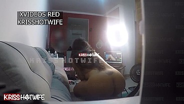 Corno manso chamou um Barbeiro a domicilio, mas não esperava que eu faria uma chamada de vídeo e ficaria peladona na frente dele