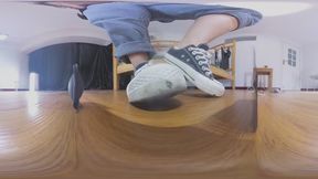 The dirty soles of VR360 ERER flattened the dwarfs