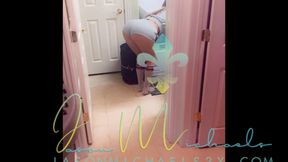 POV laundry room sex with big butt MILF Richelle Ryan