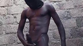 negao de pirocao batendo aquela punheta gostosa