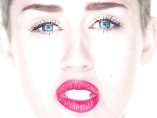 Miley Cyrus - Wrecking Ball (2013) ORIGINAL No censored !