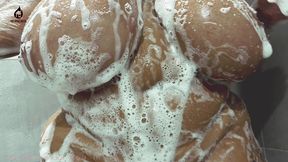 huge tit model brija monet quick shower firehousexxx bts