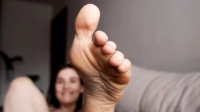 FUCKER CUM ON MY FEET, AND CUCKOLD HUBBY ATE IT