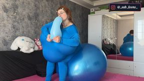Sabina’s Sensual Zentai Stuffing – Balloon Inflation and Nails Popping on Fitness Ball