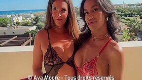 Baise Hard A Plusieurs Avec Une Belle Trans Thai 10 Min