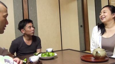 Cute mature woman. I like milfs who are cute 05