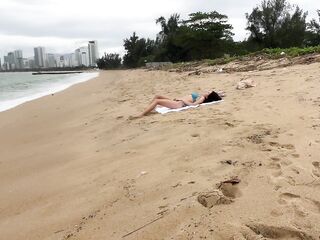 Honey Can I Cum On Your Breasts? - Public Knob Flashing On The Beach