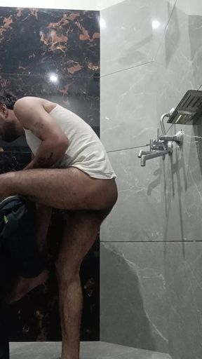 Indian desi gay show penis and enjoy masterbation with friends