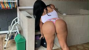 Grabo a MUJER BBW organizando la ropa VIDEO REAL CASERO