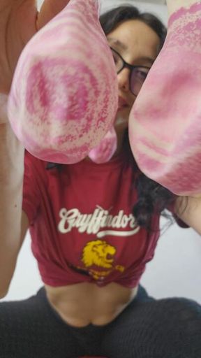 Marianna Blow to pop Graffiti Balloons