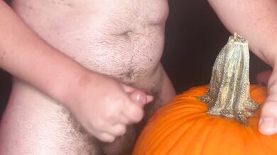 Halloween orgy with pansexual freaks at Cliff House