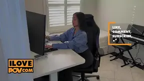 Brunette Hayley's giant butt and feet make you worship her from POV before a