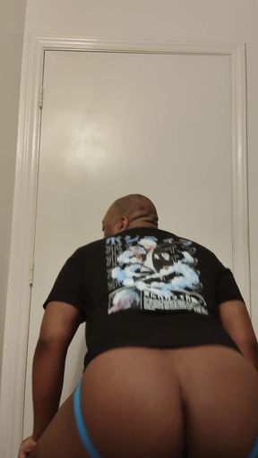 Lightskin Twerking