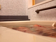 220311友達の彼氏を寝取る淫乱ロリ美少女b2