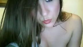 Super sexy webcam babe is playing with her juicy pussy spreading legs wide open