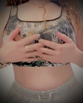 Camo drop beauty gets fucked in a tent