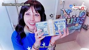 Her cash stash ? cash ? blonde ? unboxing