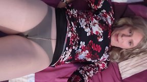 A delightful cumshot in pantyhose tights