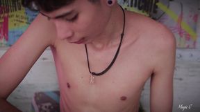 mike torres sucking big dick skinny twink magic c until he cums on his tongue