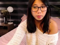 Amateur Asian Webcam Strip Masturbation