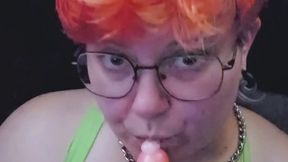 Bbw slut fucks mouth and ass and comes hard!