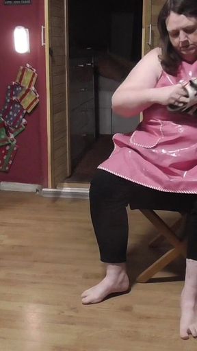 In the Rubber Apron I Flatten the Slippers