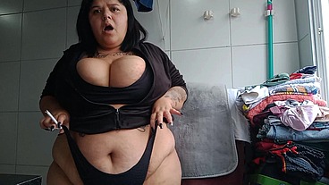 Bbw smoking a cigarette in the laundry room - MaryJhuana