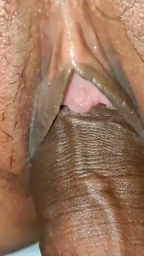 Neha,s pussy was  licked  fucked and her pussy cumshot with water   Clip 2