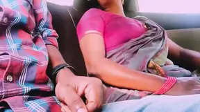 Amateur couple takes advantage of the privacy of a parked car for some