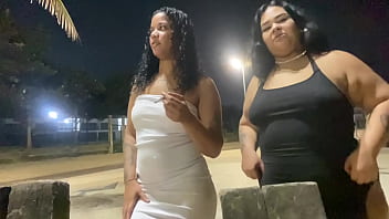 VLOG DA PUTINHA- ANDANDO SE EXIBINDO E MEXENDO COM OS HOMENS NA RUA