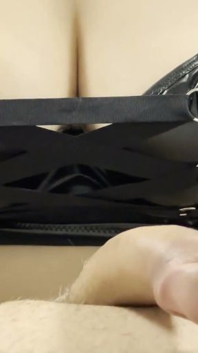 SLOW AND SENSUAL EDGING HANDJOB   Clip 1