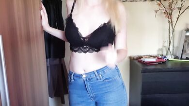 4 Wochen Sexentzug!!!!! Total nass und geil!!!!German Teen