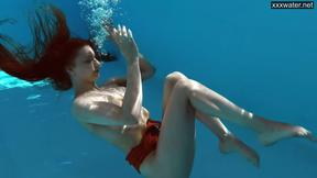 ”Mia Split Russian hot gymnast”